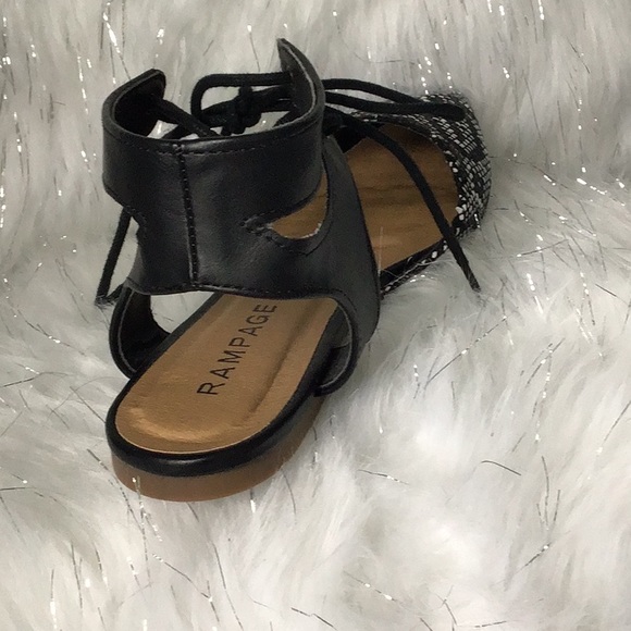 Rampage Black & White Ankle Lace Up Flat - Picture 3 of 6